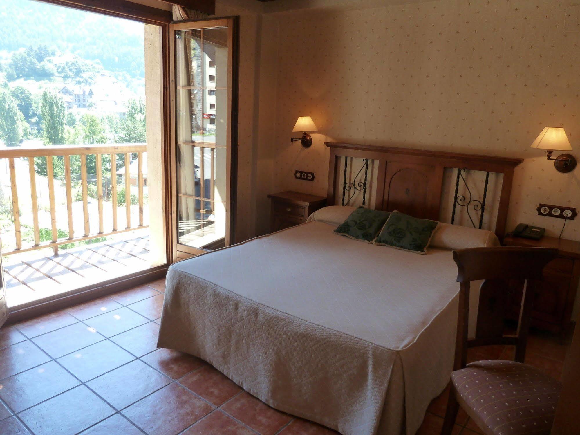 Hotel Bocale Сальент-де-Гальего Экстерьер фото